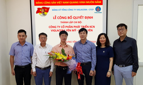 Công bố quyết định thành lập Chi bộ Công ty cổ phần phát triển KCN Viglacera Yên Mỹ - Hưng Yên